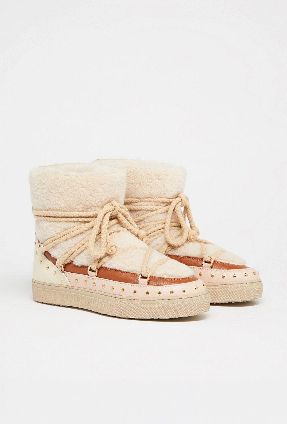 fashot-accessory-womens-beige-shearling-snowboots-nov25