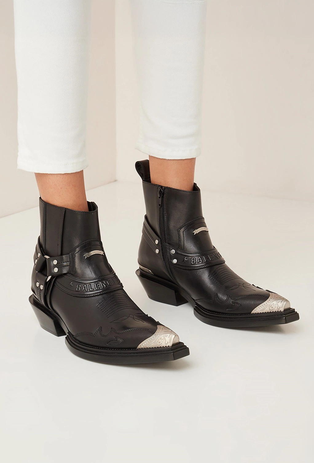 fashot-accessory-womens-black-cowboy-ankleboots-nov25