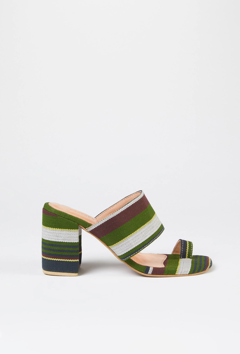 fashot-accessory-womens-striped-sandal-sideview-nov25