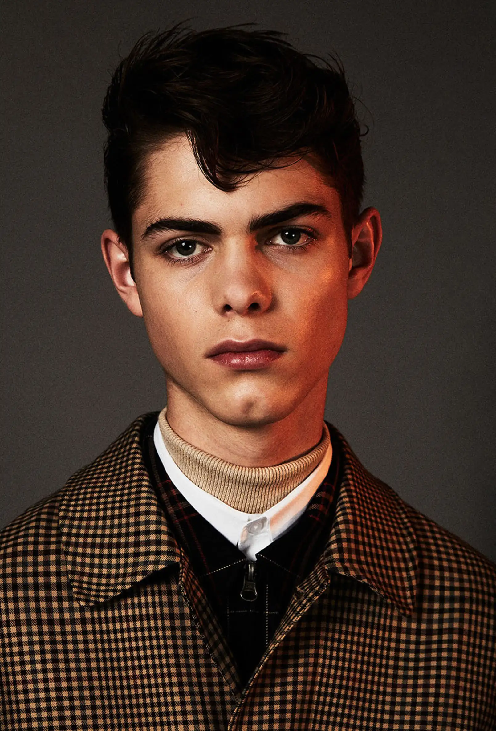 fashot-editorial-photo-male-portrait-checked-coat-nov25
