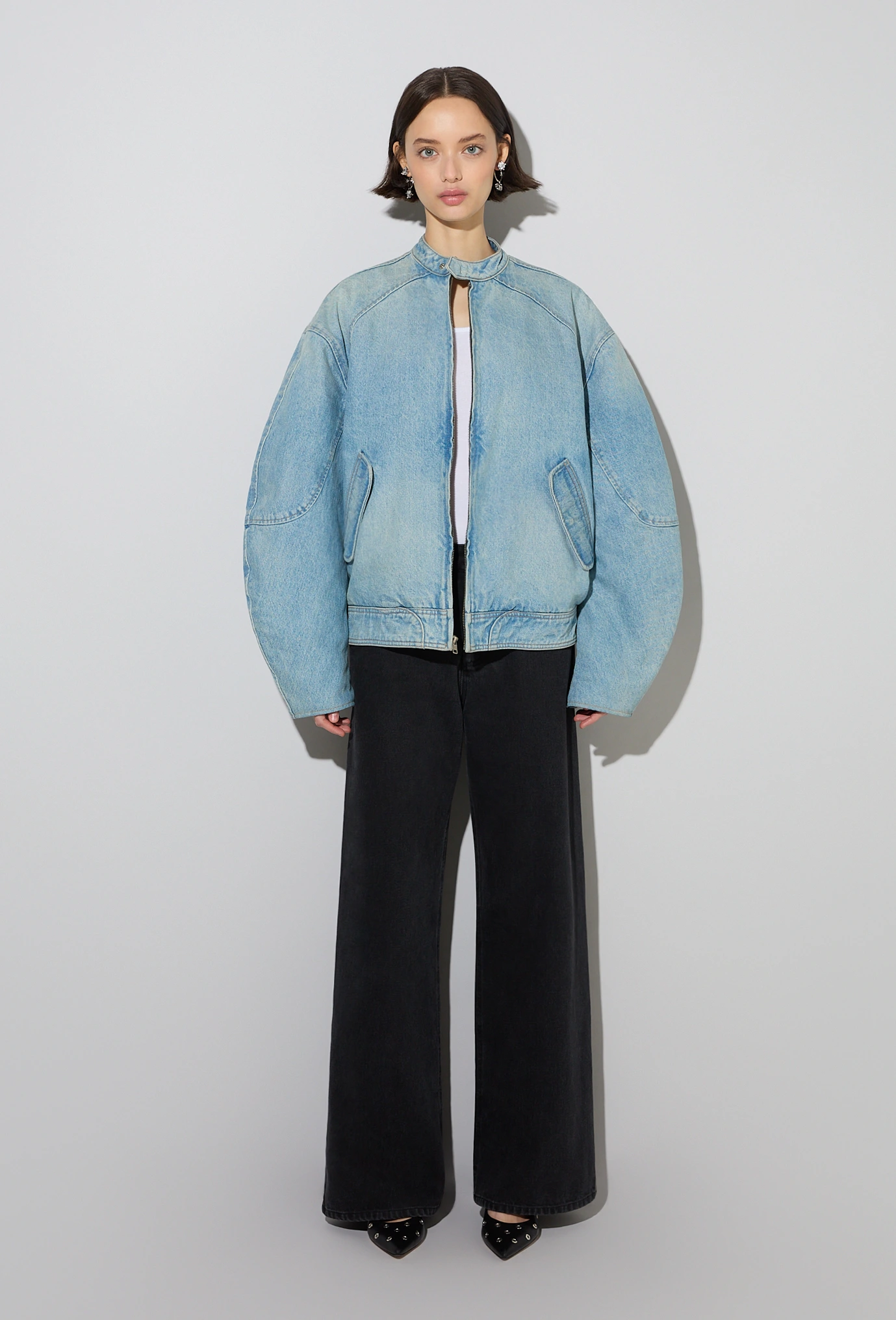 fashot-lookbook-model-denim-jacket-black-jeans-nov25