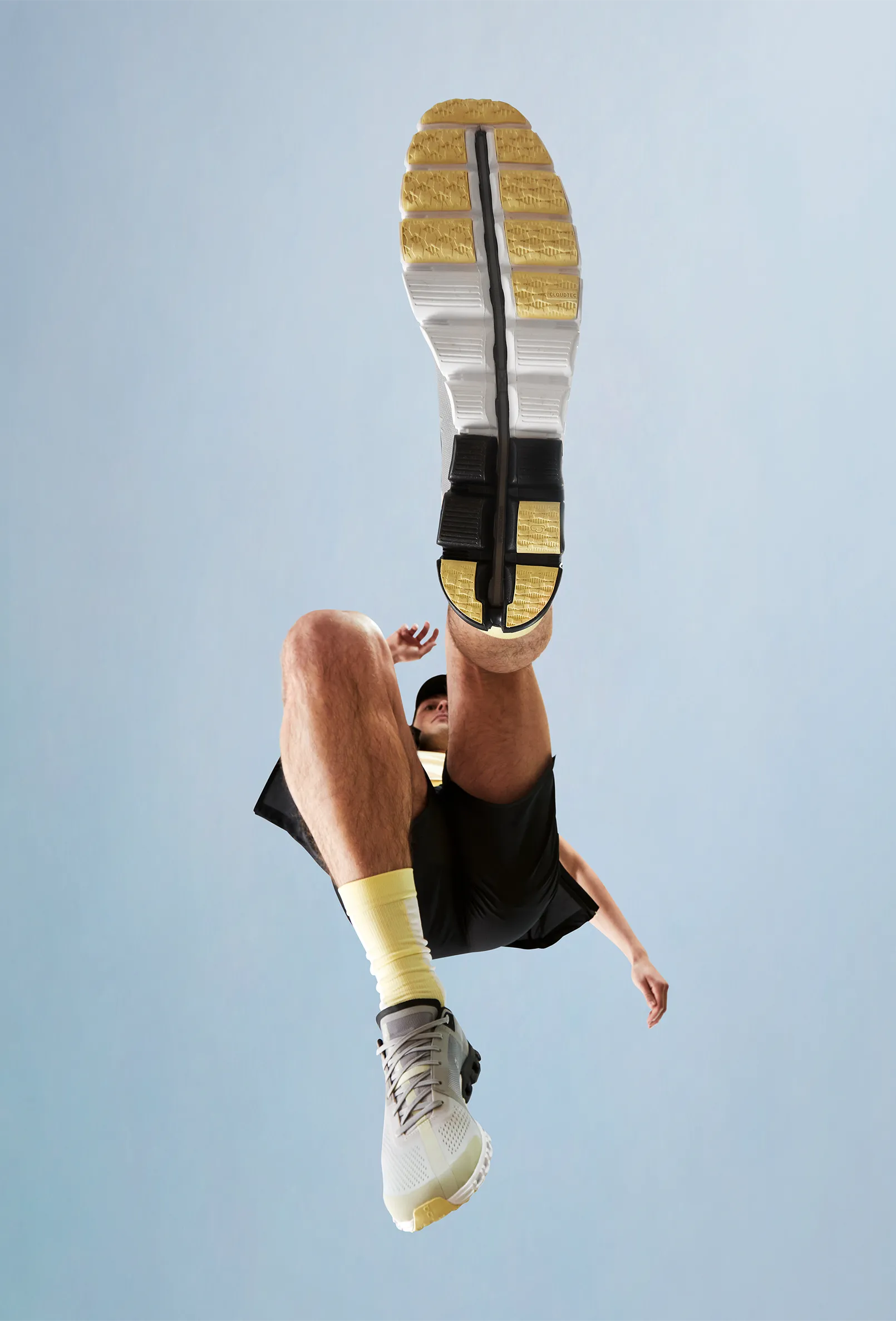 fashot-sports-mens-jumping-white-yellow-sneakers-nov25